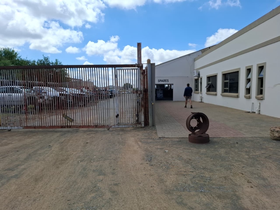 Commercial Property for Sale in Hamilton Free State